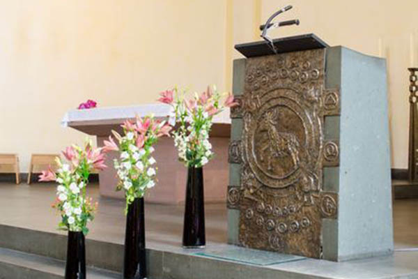 Ambo in St. Bartholomäus