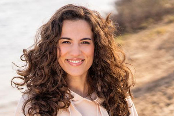 Mona Ameziane